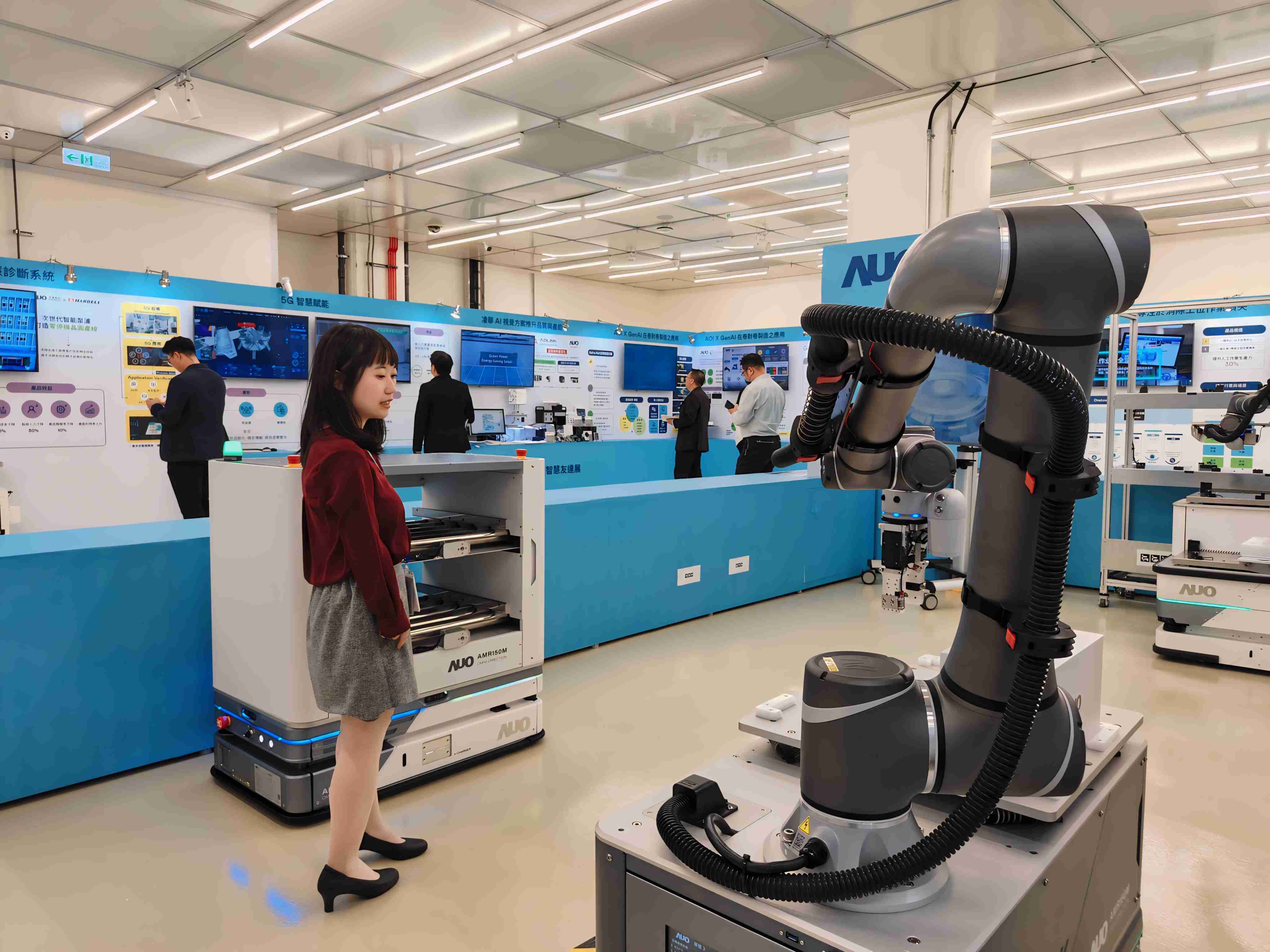 2024智能红龙扑克展邀集生态圈伙伴共同参展，，，从数字应用、、净零减碳到能源发展，，创造全方位永续商机，，，，携手生态圈伙伴迈向永续未来